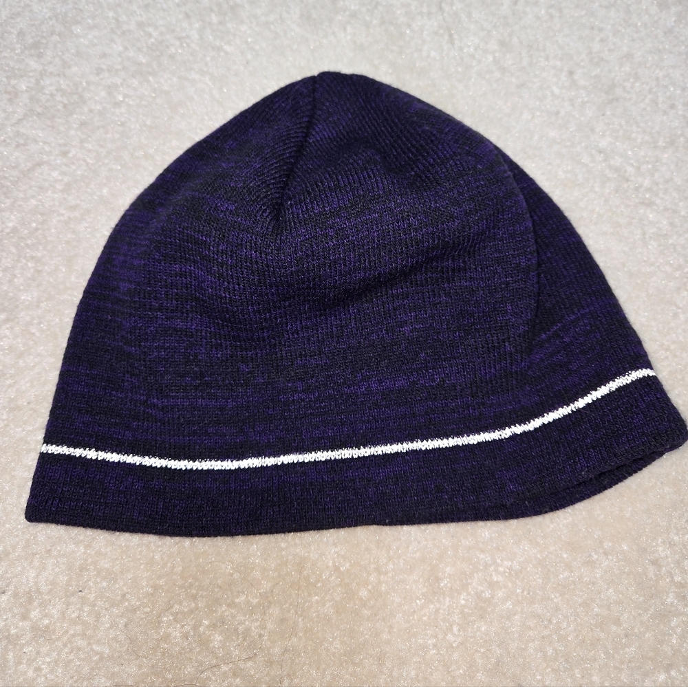 Unisex Adult Purple Heathered Knit Beanie with White Stripe